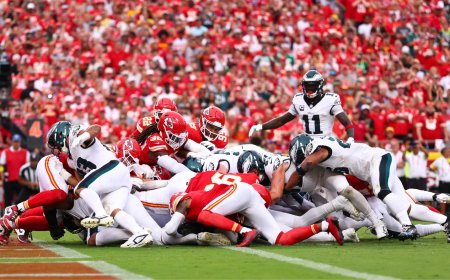 Eagles offensive linemen sound off on potential death of Tush Push: 'We might call it 18 times this week'