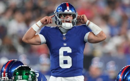 Can new Giants starting QB Jaxson Dart crash NFL's OROY award race? Latest odds suggest he's got a shot