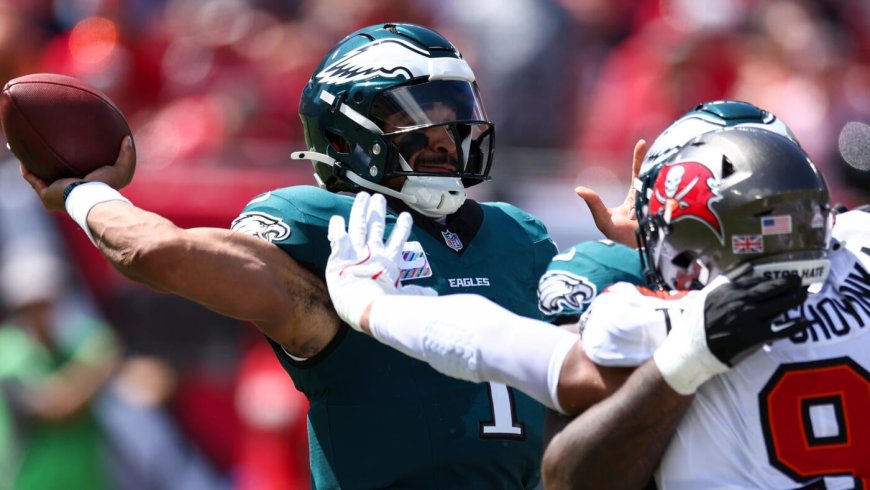 NFL Week 4 picks and score predictions: Browns upset Lions, Bucs top Eagles and more best bets