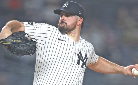 Today's top games to watch, best bets, odds: Blue Jays vs. Yankees in Game 3 of ALDS, CFB and more