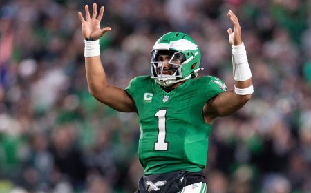 Eagles vs. Giants anytime touchdown scorer picks, betting odds, predictions: Target Jalen Hurts on TNF