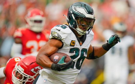 Today's top games to watch, best bets, odds: Eagles at Giants, MLB playoffs, college football and more