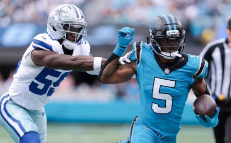 Panthers RB Rico Dowdle jabs Cowboys after 239-yard explosion against former team: 'They weren't buckled up'