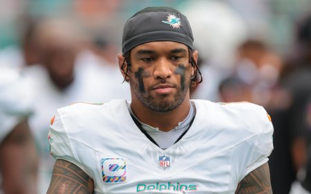 Tua Tagovailoa sheds light on Dolphins dysfunction, calls out players-only meeting absences