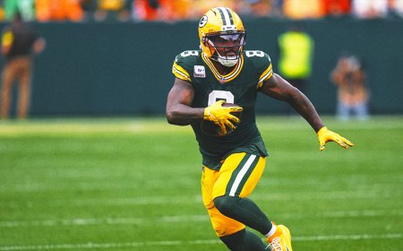 2025 NFL Week 7 Buzz: Josh Jacobs Listed As True Game-Time Decision