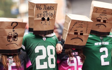 Cover 32: Jets officially on 0-17 watch after Justin Fields benching, plus games balls and gaffes from Week 7