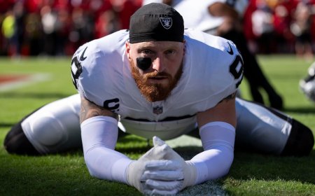 Maxx Crosby injury: Raiders star pass rusher exit from loss to Chiefs was 'more of a precaution,' per report