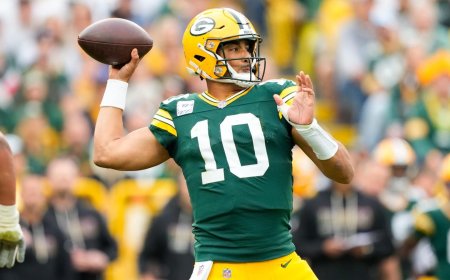 Packers vs. Cardinals: Where to watch NFL Week 7, promos, betting odds, score prediction for Love vs. Brissett