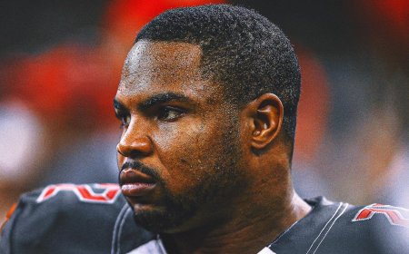 Former Buccaneers RB, NFL All-Pro Doug Martin Dies at 36