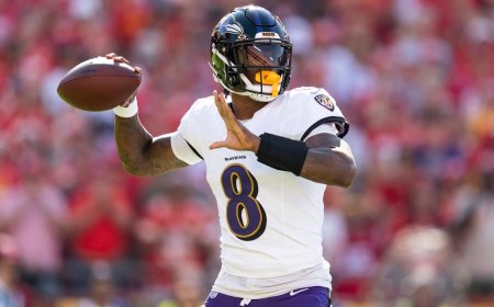 Lamar Jackson returns to Ravens practice for the first time since Week 4 hamstring injury