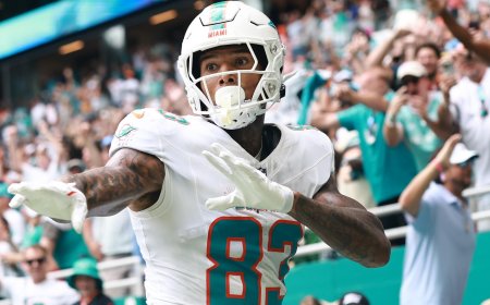 Darren Waller injury: Dolphins place top TE on IR, sign Greg Dulcich to shorthanded pass-catching group