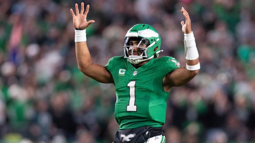 Eagles vs. Giants anytime touchdown scorer picks, betting odds, predictions: Target Jalen Hurts on TNF