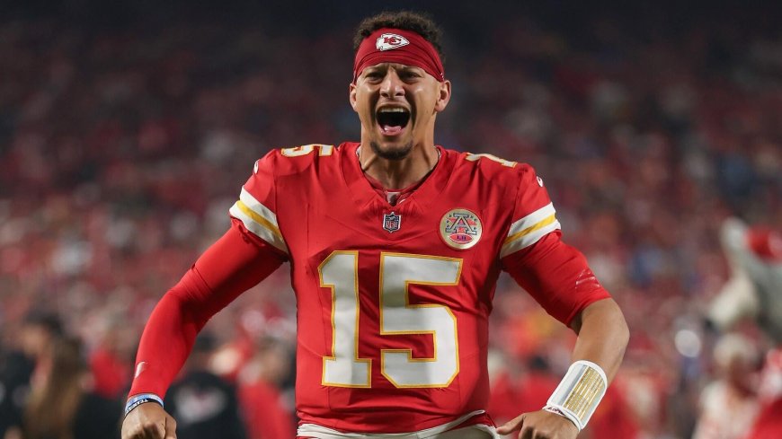 Overreactions from NFL Week 6: Patrick Mahomes back to MVP form? Cowboys prove they aren't playoff team?