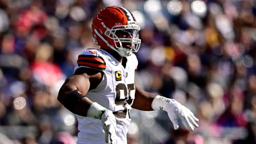 Browns' Myles Garrett passes NFL legend Reggie White with most sacks before age 30
