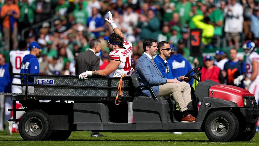Cam Skattebo injury: Giants rookie sensation suffers dislocated ankle vs. Eagles, faces immediate surgery