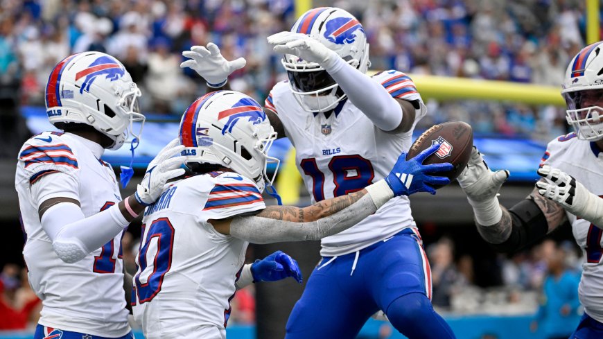 Dion Dawkins, A'Shawn Robinson get in postgame scuffle after Bills' 40-9 blowout of Panthers