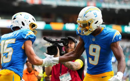 Chargers vs. Titans: Where to watch NFL Week 9, score prediction, betting odds, promos, SGP picks