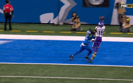 Tom Brady Reacts to Vikings’ Justin Jefferson’s AMAZING TD Catch: ‘Who Needs Two Hands?’