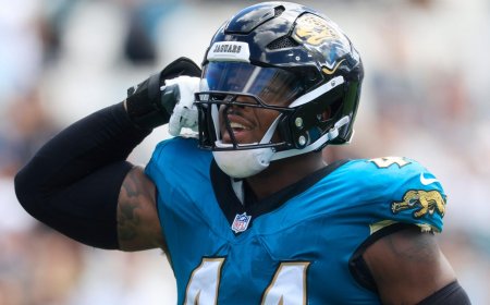 Jaguars' Travon Walker ejected vs. Raiders after throwing punch