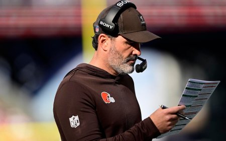 Kevin Stefanski gives up play-calling duties to Tommy Rees after Browns fall to 2-6