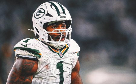 2025 NFL DPOY Odds: Micah Parsons Remains Favored After Week 9