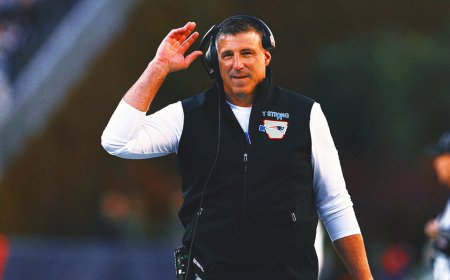 Mike Vrabel Won't Say if Pats Nearly Made a Trade: 'Deals Are Like Being Pregnant'