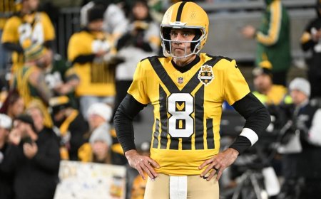 NFL Week 10 picks: Our experts face off on Steelers vs. Chargers, Patriots vs. Buccaneers and more