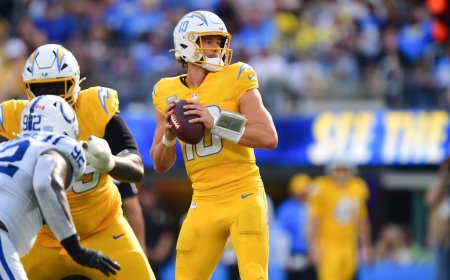 Chargers vs. Steelers prediction, odds, line, time: NFL Week 10 'Sunday Night Football' picks by proven model