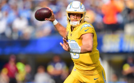 Steelers vs. Chargers NFL player props: Self-learning AI backs Justin Herbert Over 252.5 passing on SNF