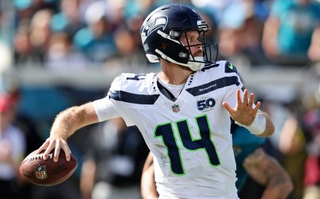 Seahawks vs. Cardinals: Where to watch NFL Week 10, score prediction, betting odds, promos, SGP picks