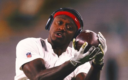 Philadelphia Eagles WR A.J. Brown: 'If You Got Me on Fantasy, Get Rid of Me'