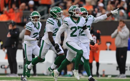 'Thursday Night Football' prediction, odds, line: Jets vs. Patriots picks from expert on 18-9 roll