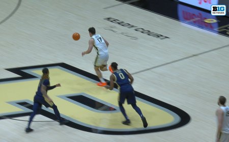 Purdue's Omer Mayer forces turnover and finishes with dunk, extending lead over Akron