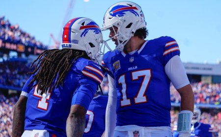 Today's top games to watch, best bets, odds: Bills at Texans, Hawks at Spurs, college basketball and more