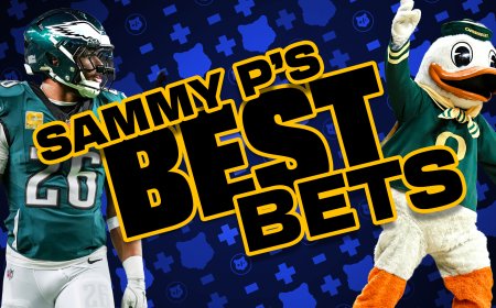 2025 NFL, College Football Odds: Best Bets for Oregon-USC, Steelers-Bears