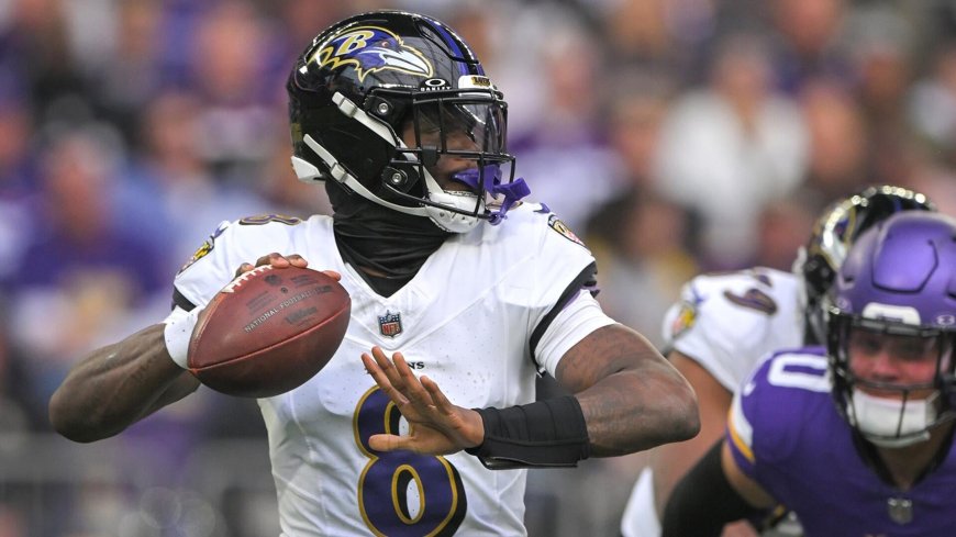 Lamar Jackson injury: Ravens QB cleared to start vs. Browns after missing practice with knee issue
