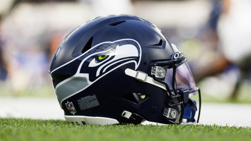 LOOK: Seahawks to wear helmet sticker to honor Hall of Fame safety Kenny Easley for the rest of the season