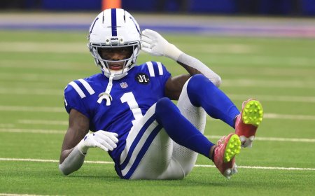 Sauce Gardner in walking boot, ruled out after suffering early calf injury against Texans