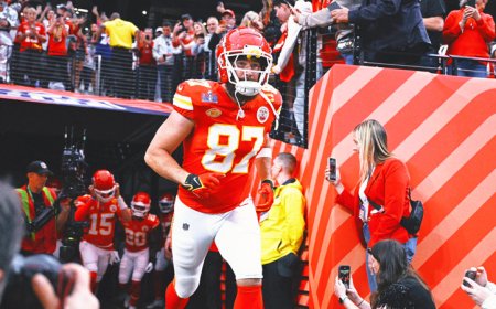 Travis Kelce Headlines Nominees for Walter Payton NFL Man of the Year Award