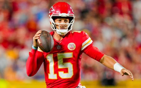 2025 NFL playoff picture: What Texans-Chiefs means for AFC seeding, wild-card chaos and teams on the bubble