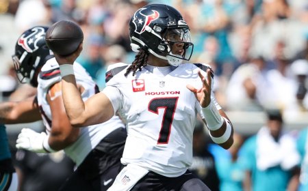 'Sunday Night Football' prediction, odds, line, start time: Texans vs. Chiefs picks by expert on 133-112 run