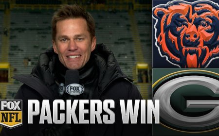 'Strength on Strength' ⚔️ Tom Brady reacts to Packers vs. Bears EPIC Showdown 🤯