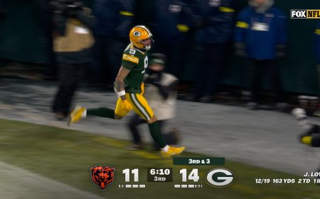 Jordan Love finds Christian Watson for his Second TD of the game, as Packers extend their lead over Bears