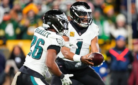 Best betting apps, NFL sportsbooks promos for Monday Night Football: How, where to bet Eagles vs. Chargers