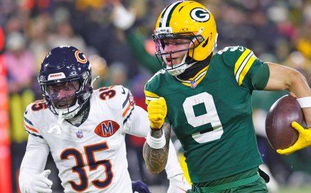 NFC North playoff picture, scenarios, odds: Packers out front, but Bears and Lions lurking in tight race