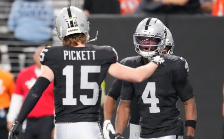 Raiders to start Kenny Pickett at QB vs. Eagles with Geno Smith out due to shoulder injury