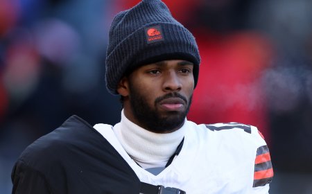 Bears defense sends message to Shedeur Sanders after mistake-filled game: Browns QB put in 'rookie's place'
