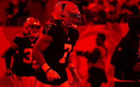 2025 Week 16 RB Rankings: Fantasy Sleepers, Streamers, Busts