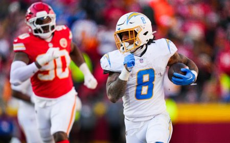 Week 16, 2025 NFL betting guide, odds, props: Model, AI, expert, parlay, DFS, fantasy picks revealed