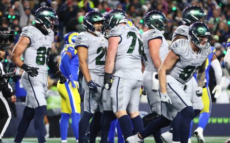 Bizarre two-point conversion puts Seahawks in position to defeat Rams in overtime